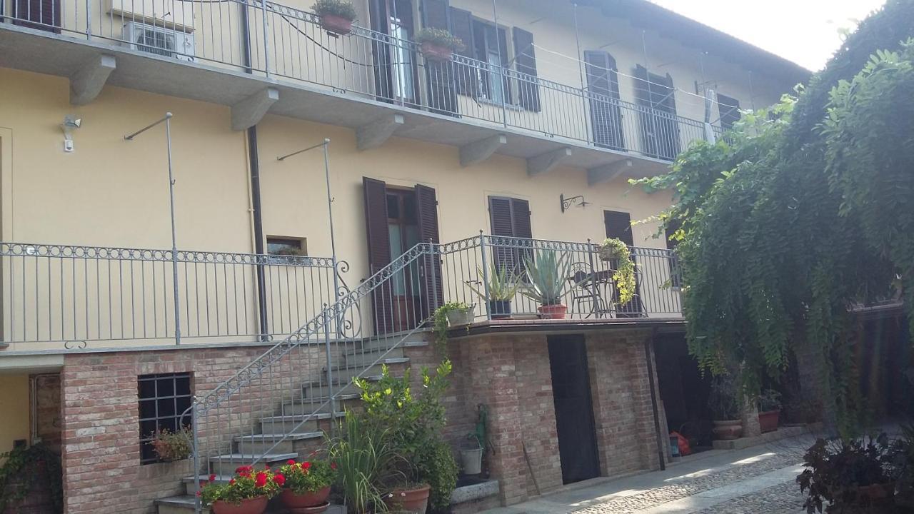 Bed and Breakfast Il Germano Reale à Alba  Extérieur photo
